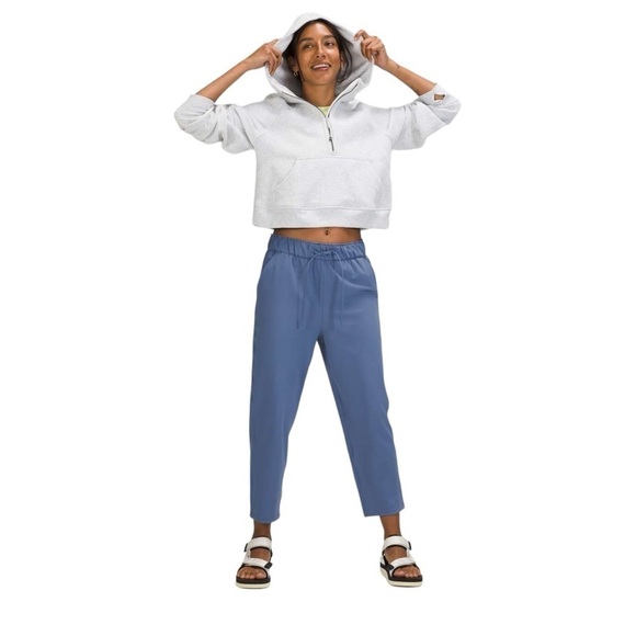 Lululemon Stretch Pant Sz 8 High Rise Crop 23" Water Drop - Picture 1 of 10